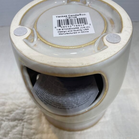 Ceramic Sunflower Design Butter Crock Or Candle warmer by Yankee Candle Beige & - Picture 9 of 11